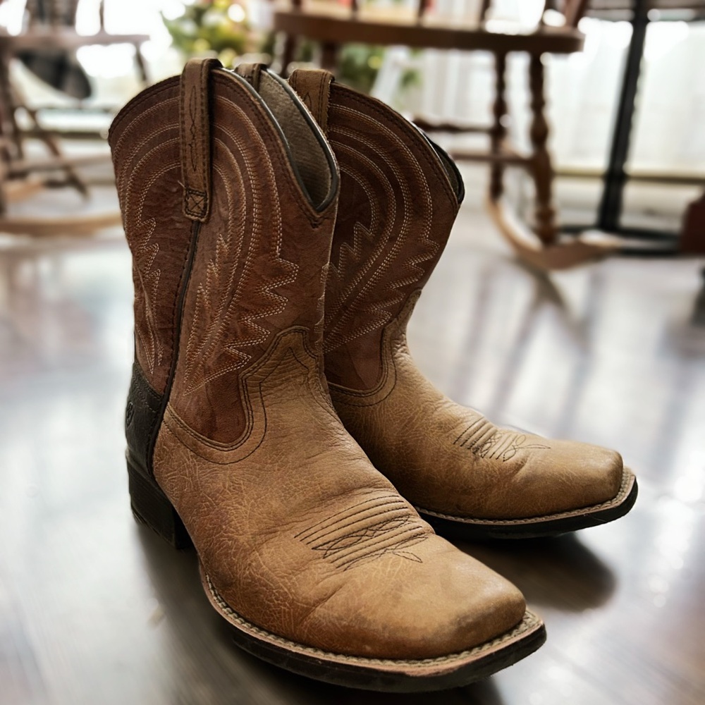 Ariat short boots